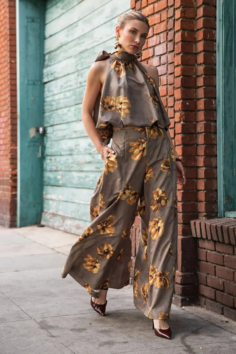 Bubble-Hem Halter Neck Top & A-Line Palazzo Pants SET