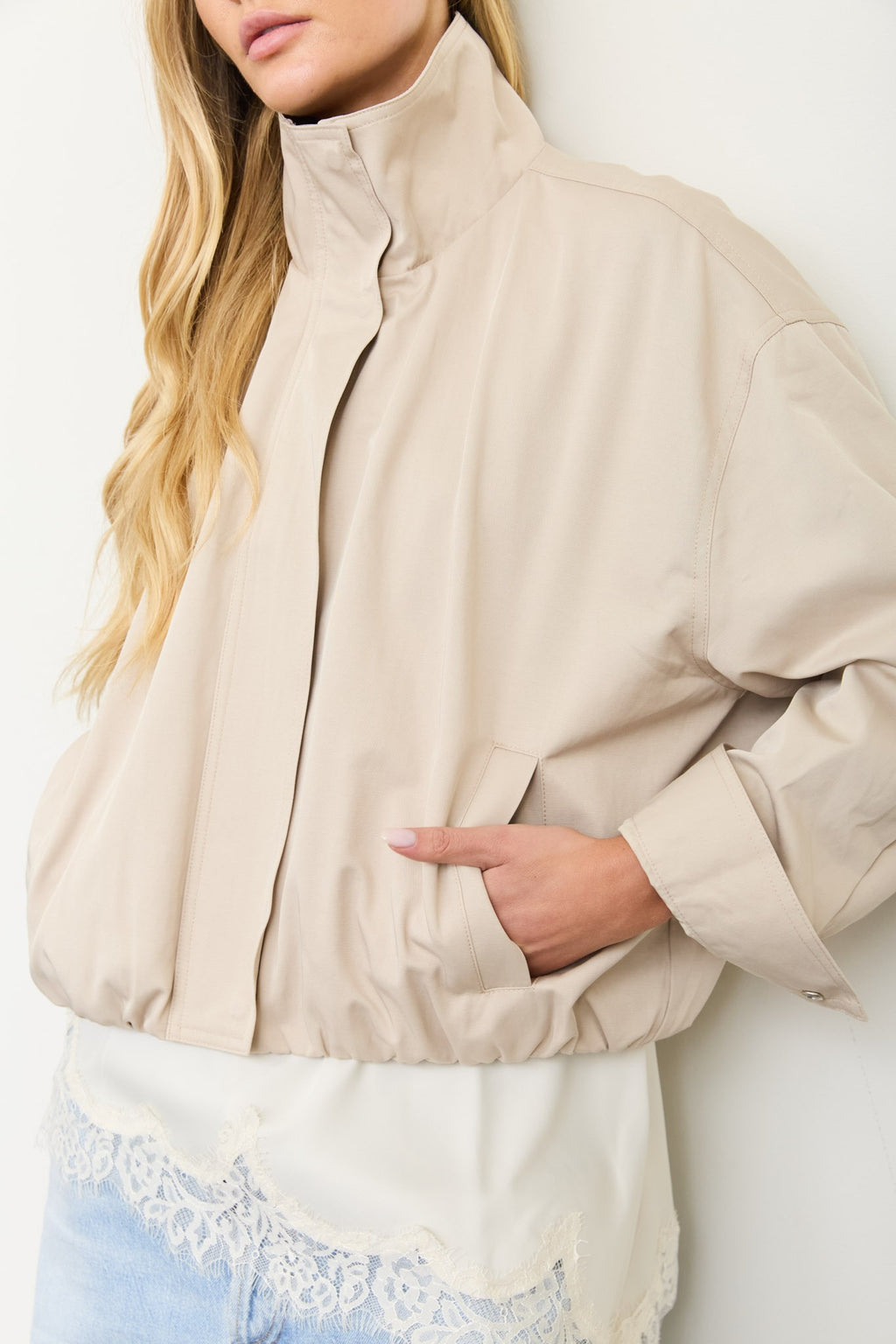 Zip-up Mock Neck Elastic Hem Jacket