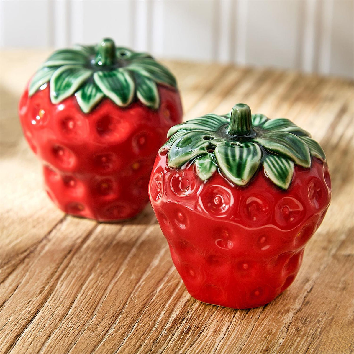 Very Berry Salt and Pepper Shaker Set