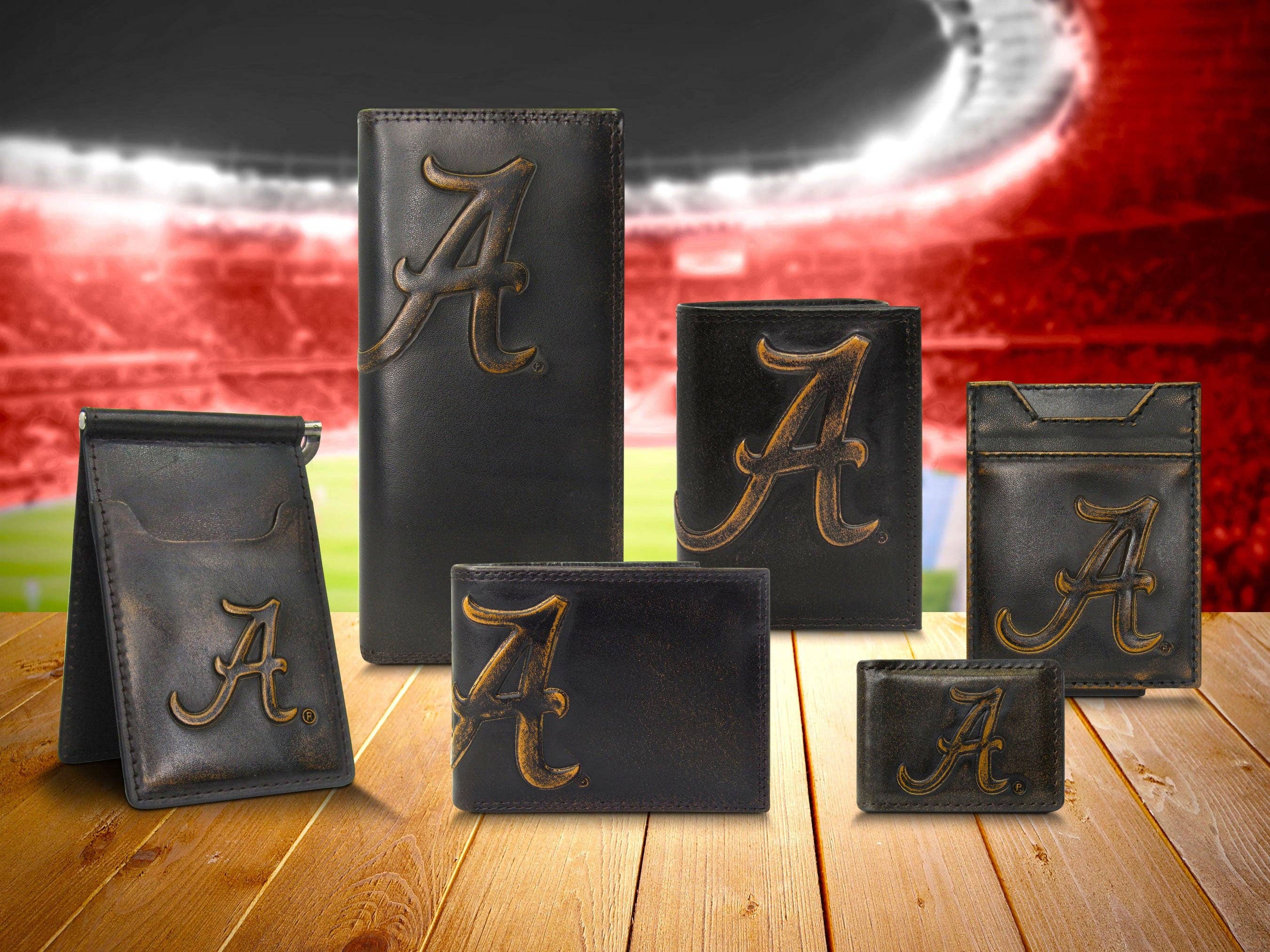 Alabama Crimson Tide Men's Collegiate Leather Belt.