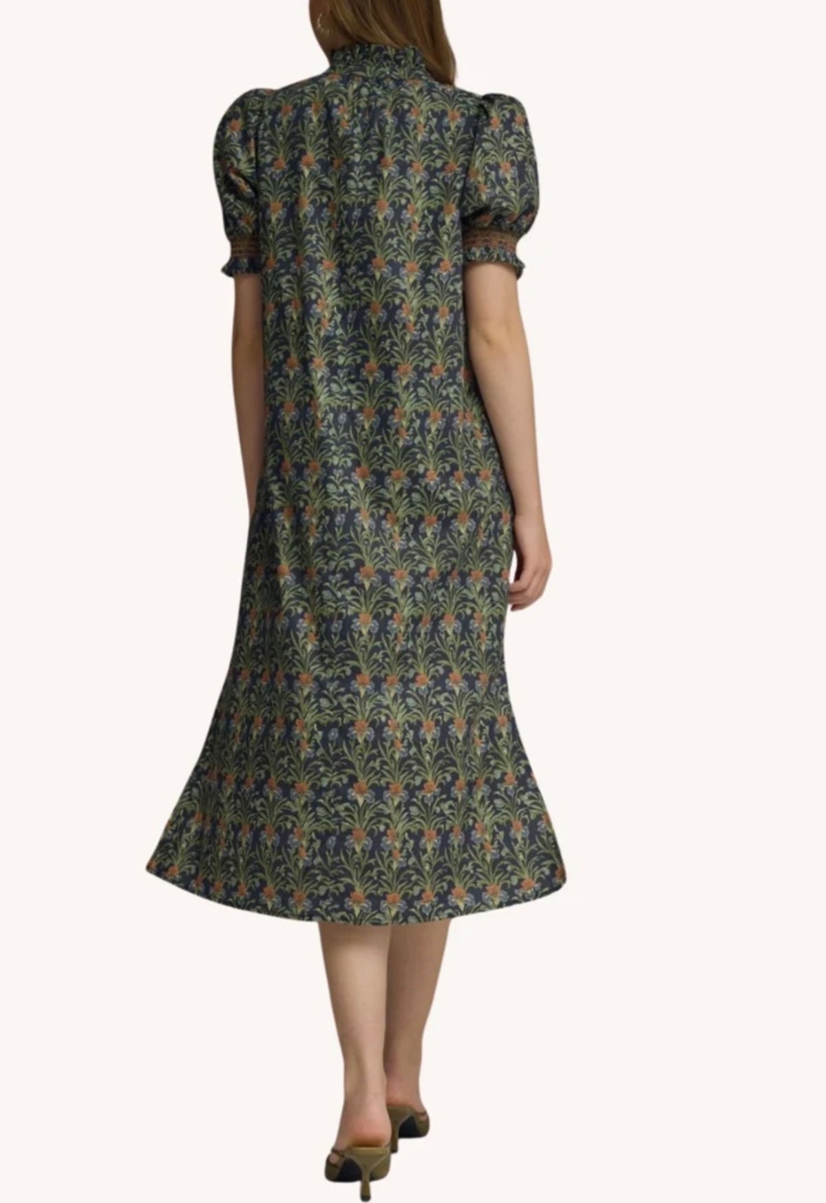 Floral print short puff sleeve midi dress
