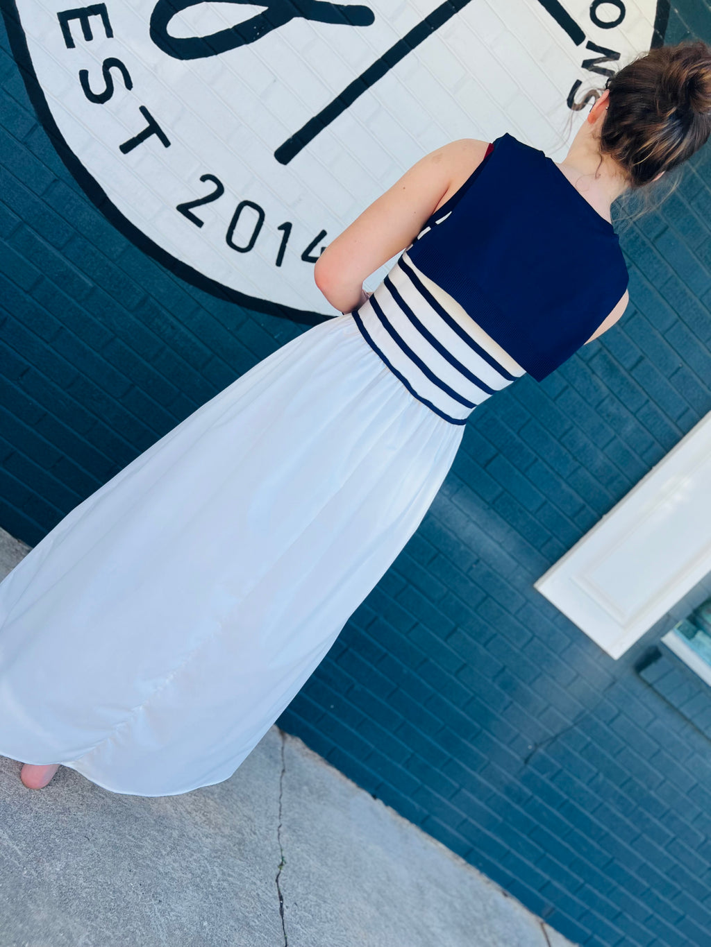 Striped sleeveless midi dress