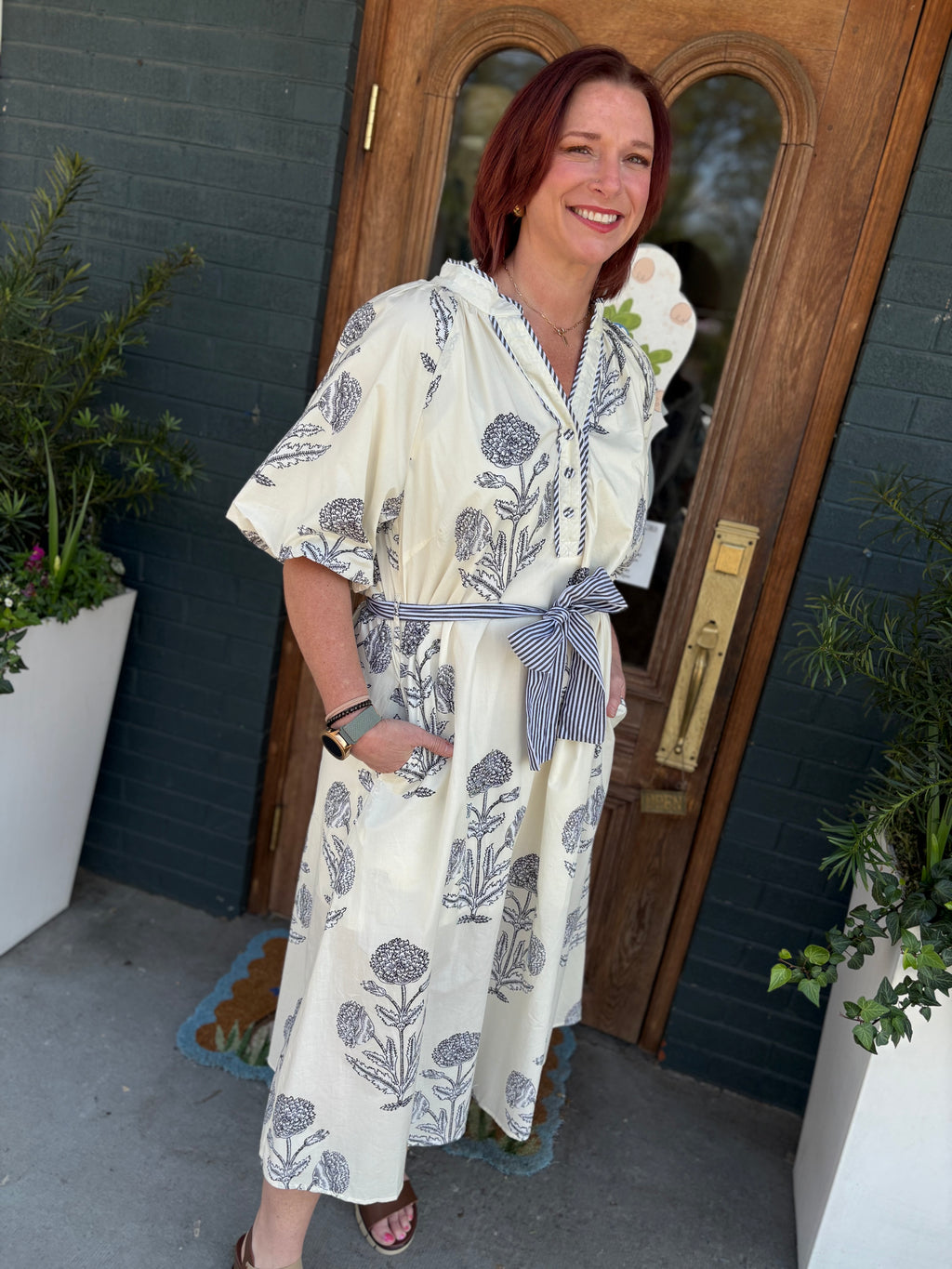 Floral Print V-Neck Maxi Dress