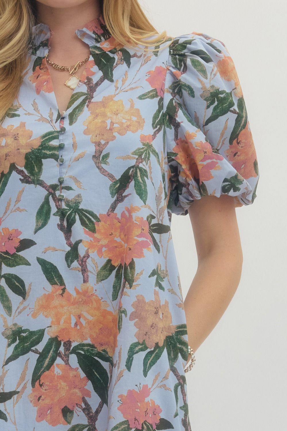 Floral print ruffled neck short puff sleeve midi dress