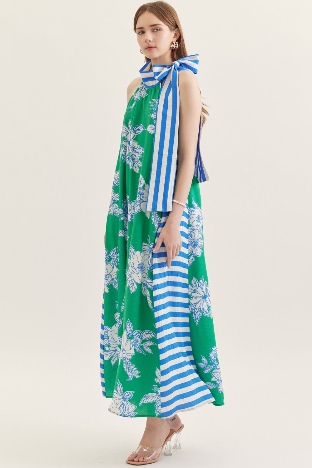 Entro Botanical print sleeveless midi dress