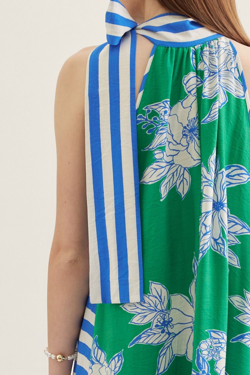 Entro Botanical print sleeveless midi dress