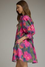 Printed puff sleeve mini dress