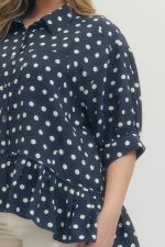 Polka dot short sleeve waist-length top
