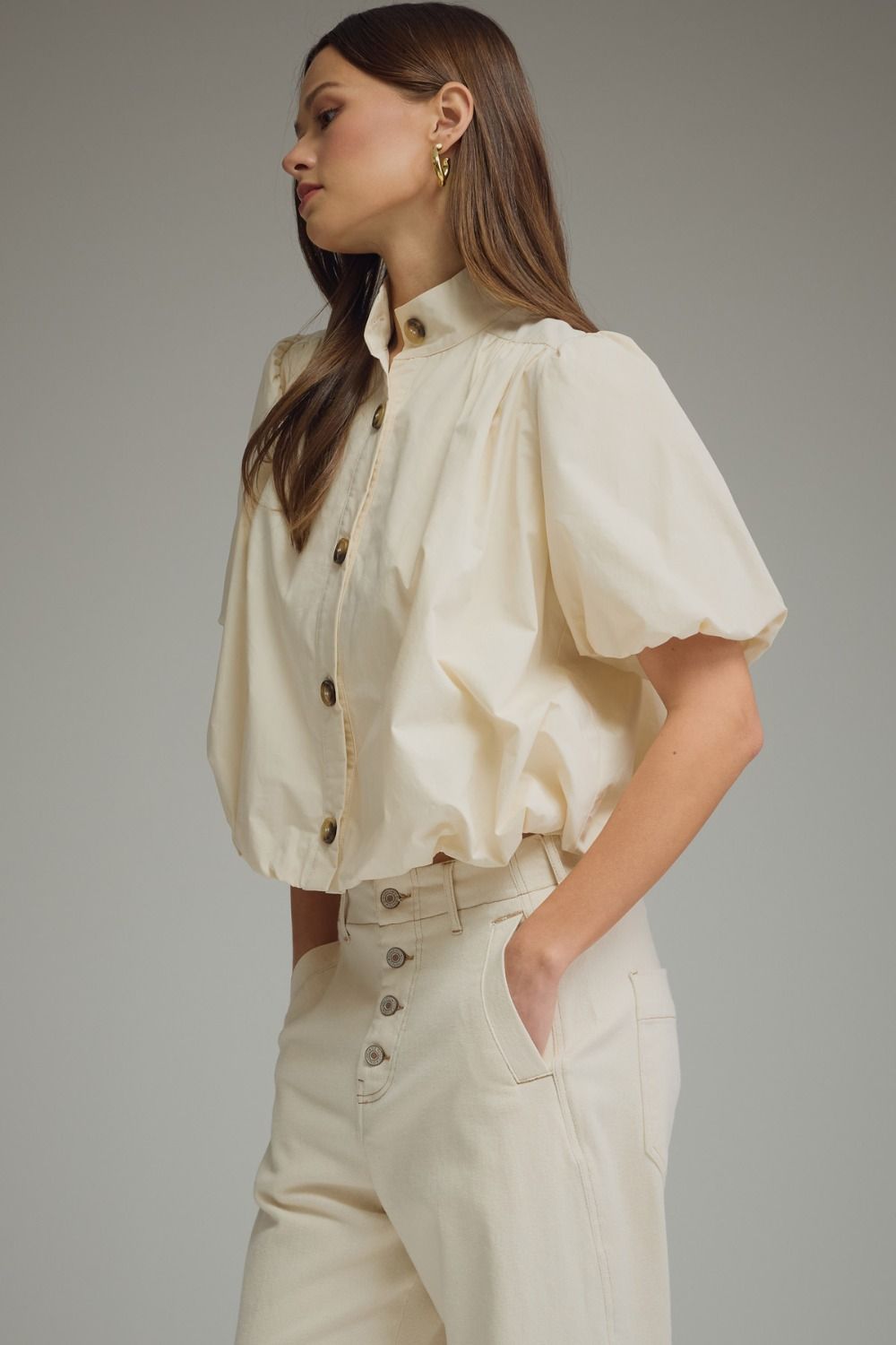 Entro Solid ecru short puff sleeve top bubble hem