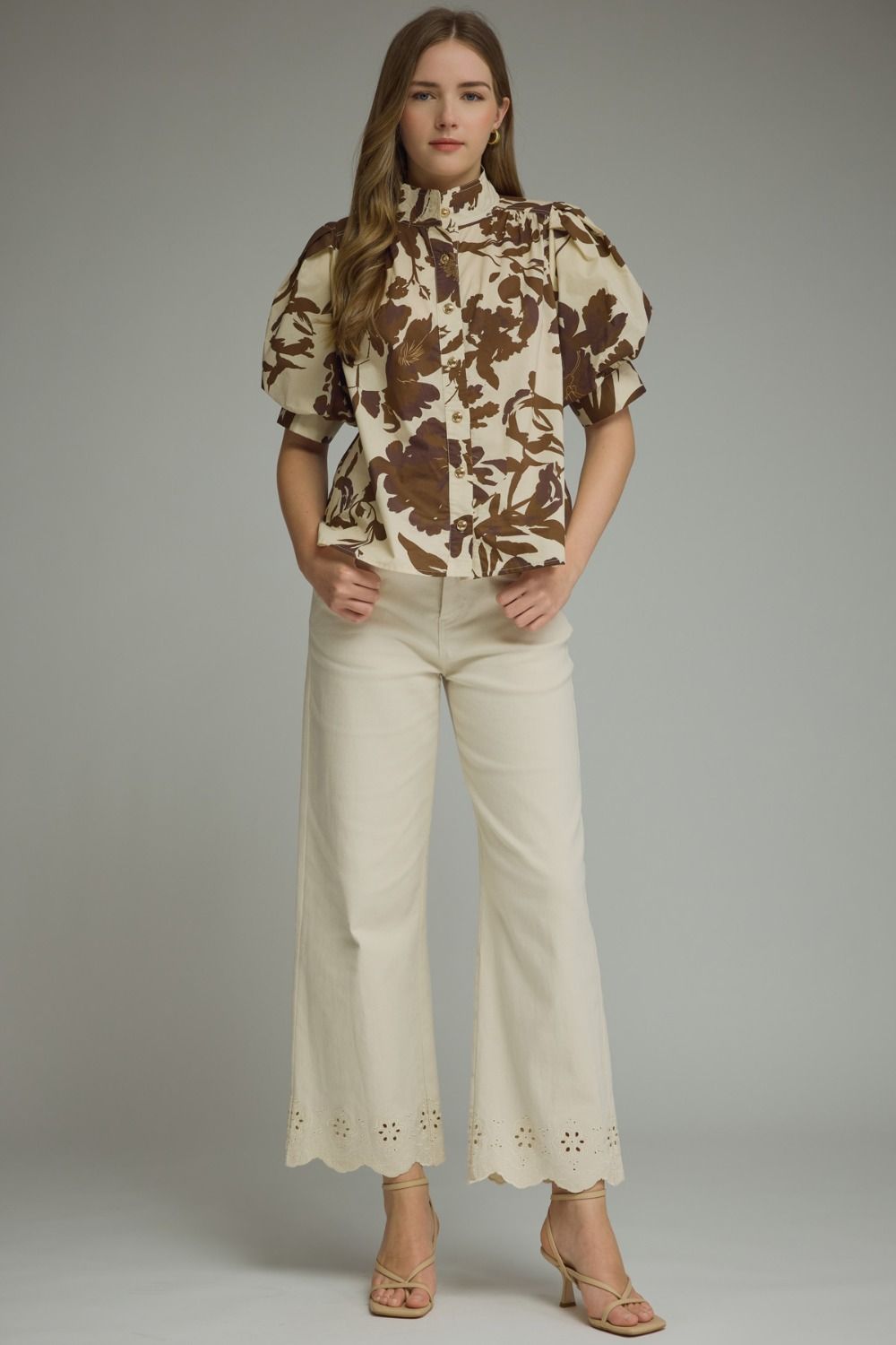 Printed short puff sleeve top